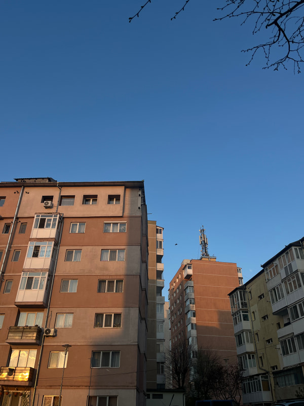 Brut și random, un fel de tură foto